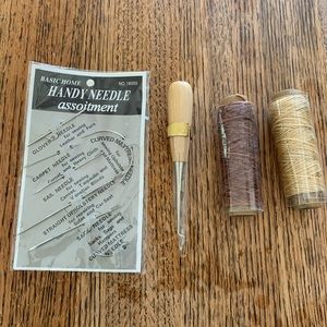 NEW Basic Hm 7 Pc Handy Needle Assortment 18055 Heavy Duty Purpose Sewing Kit